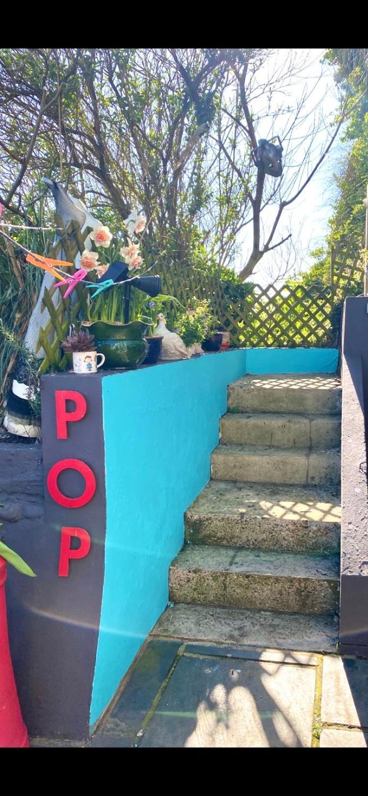 דירות הייסטינגס Pop Art Pad Heart Of Old Town With Parking! מראה חיצוני תמונה